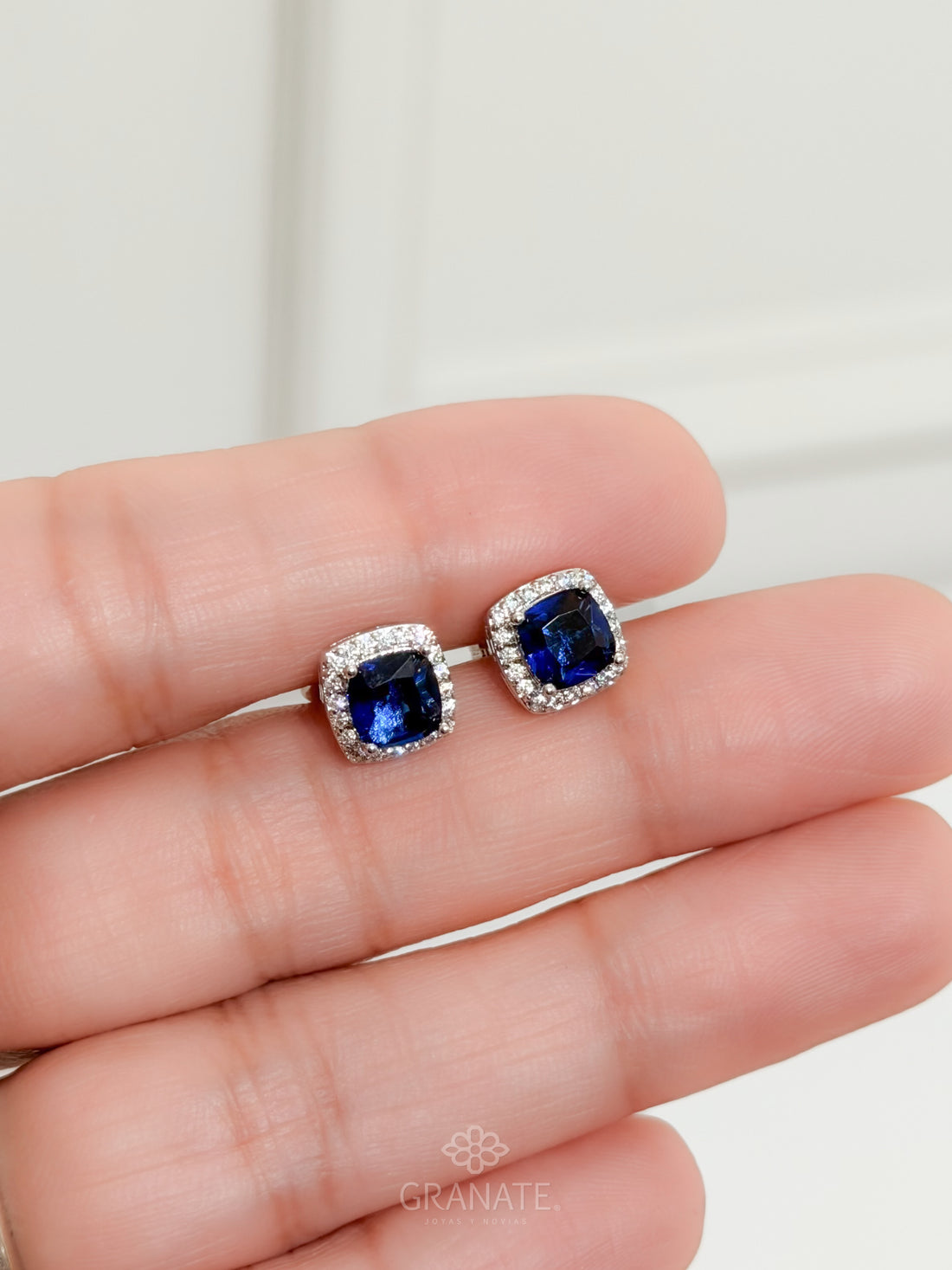 Aretes Solitario Cuadro Halo