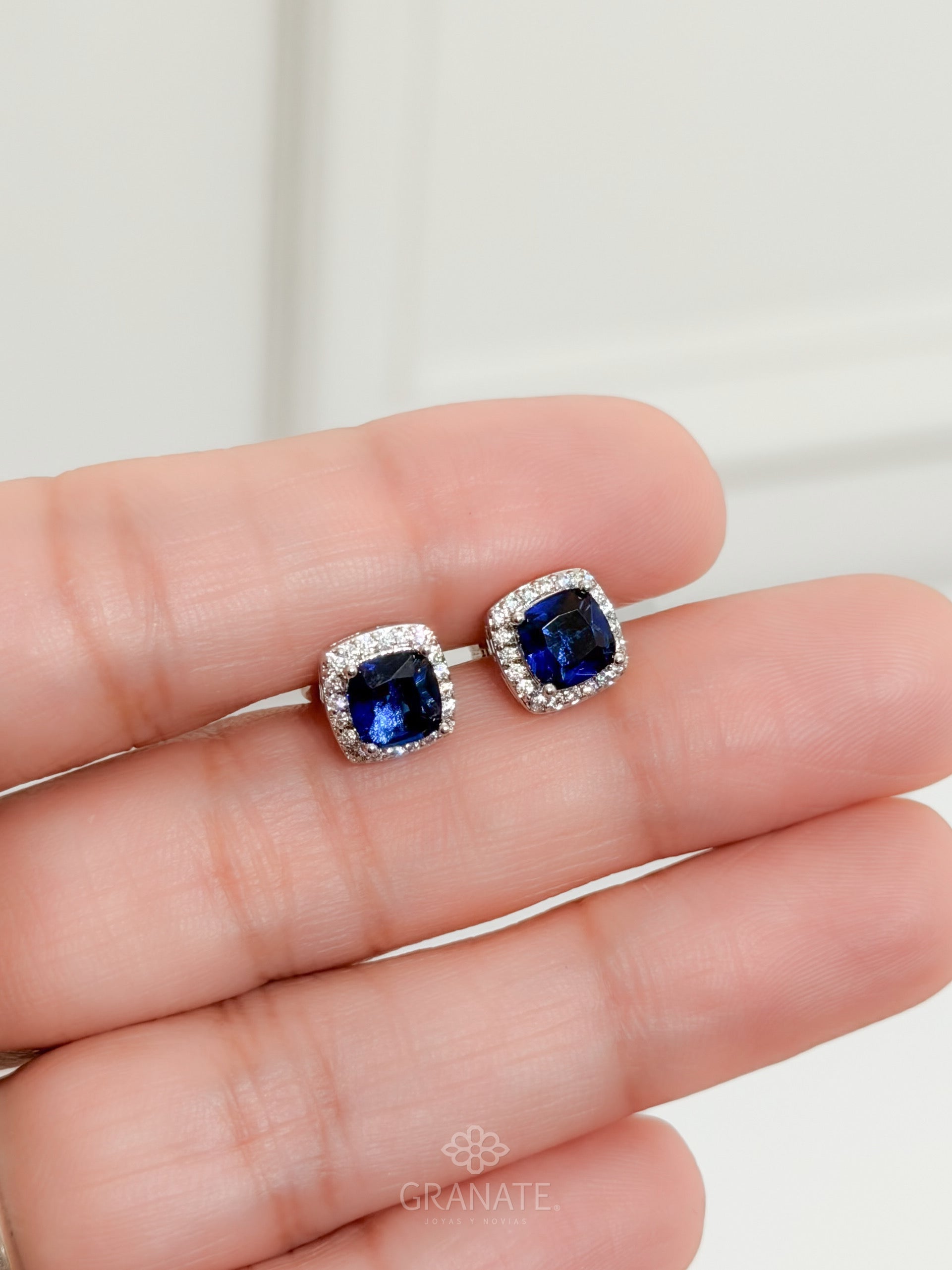 Aretes Solitario Cuadro Halo