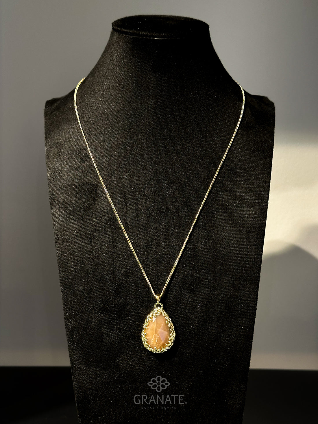 Collar Gota Piedra - Nude