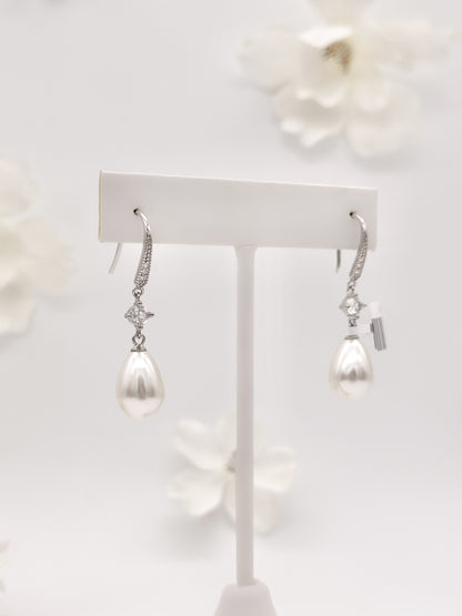 Aretes Perla Gota