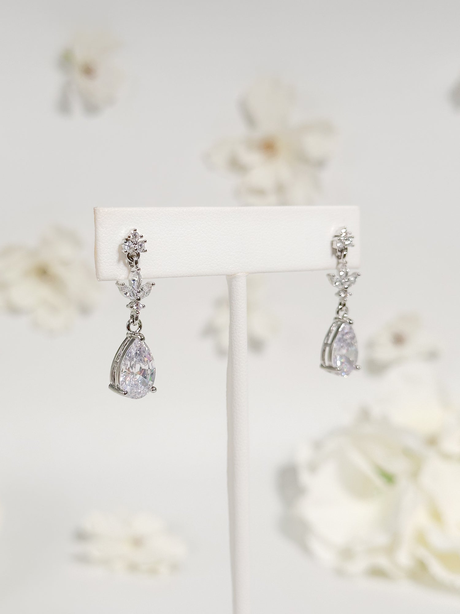Aretes Gota Colgante Zirconia