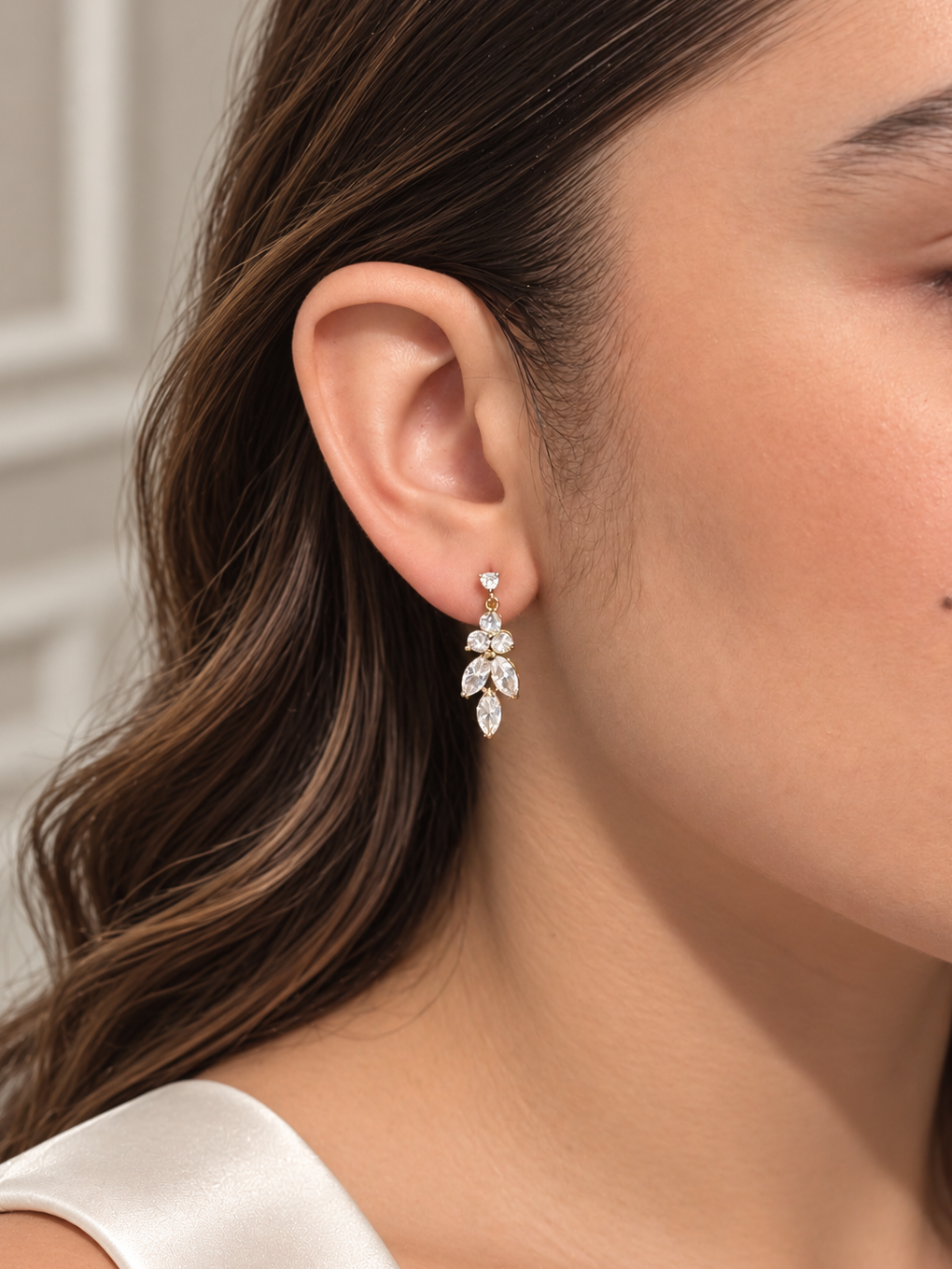 Aretes Hojas Zirconias