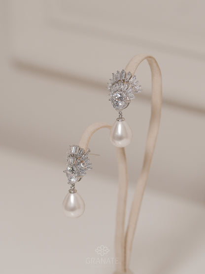Aretes Fania con Perla Gota