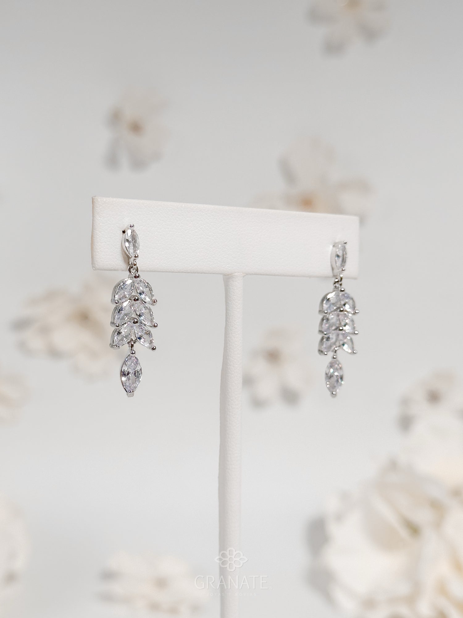 Aretes Hojitas Zirconia