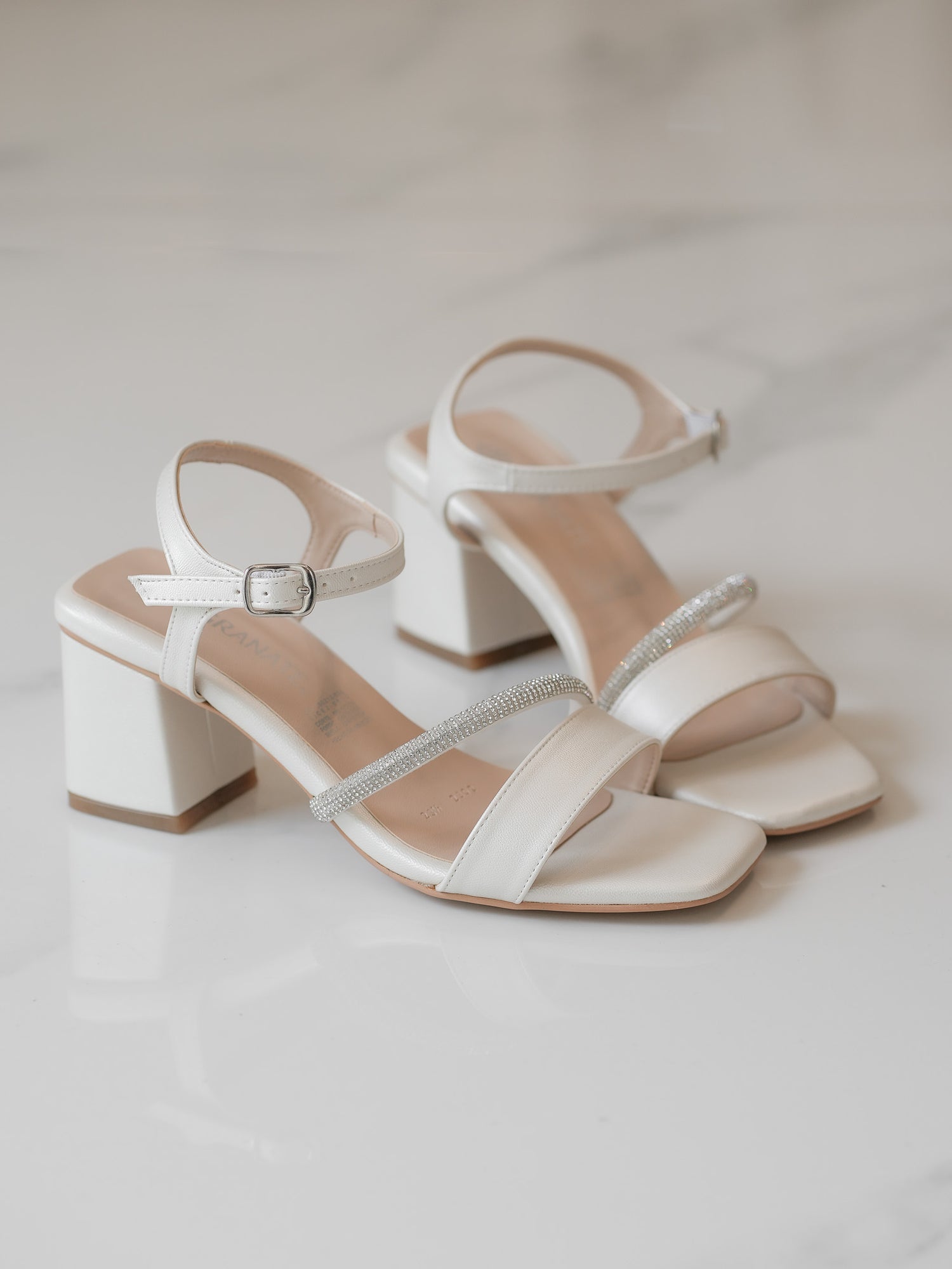 Zapatillas Melina Perla