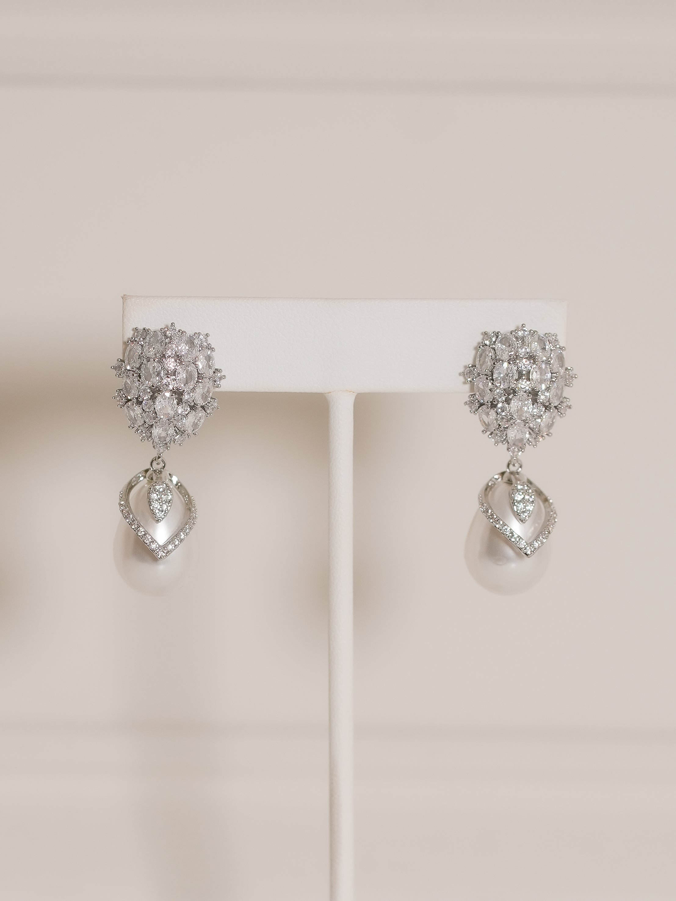 Aretes Perla Gota Grande