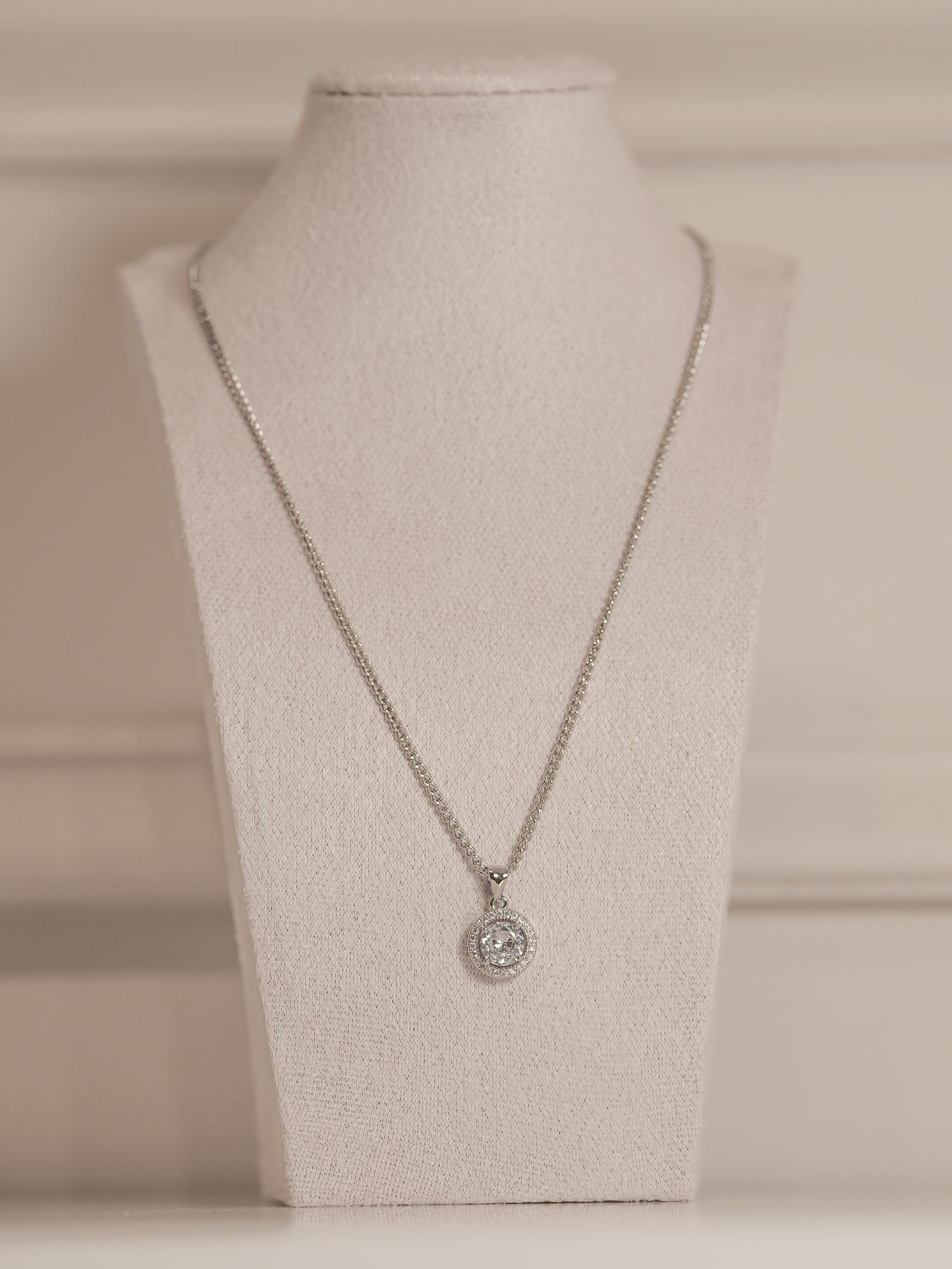Collar Solitario