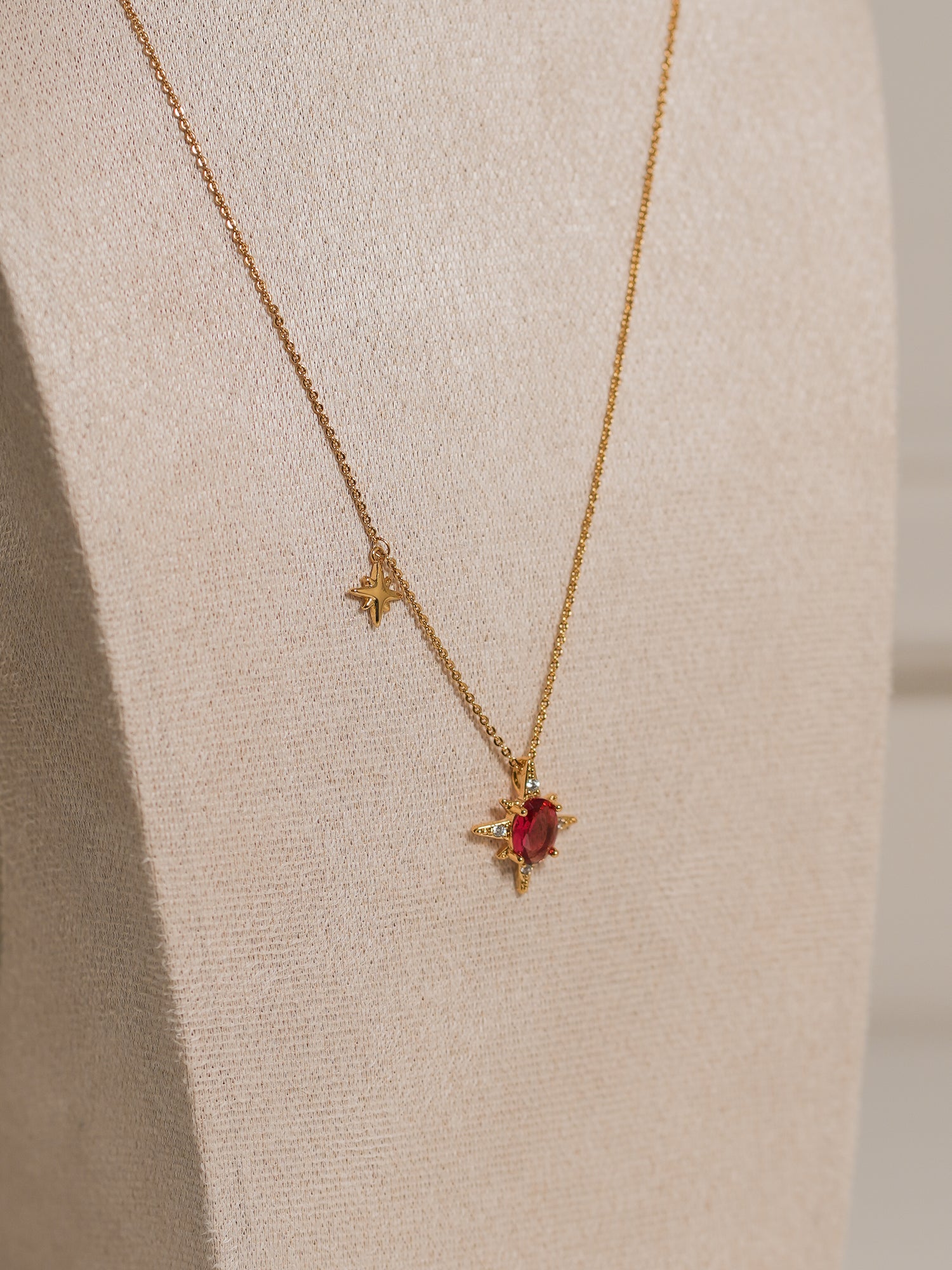 Collar Rosa de los Vientos