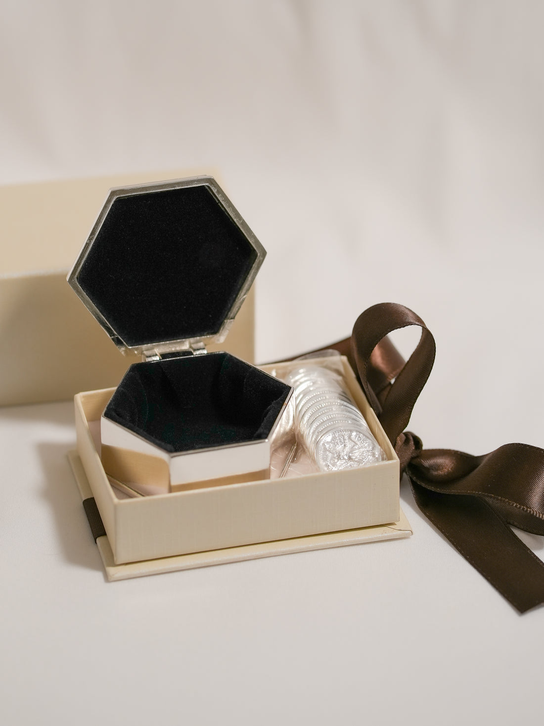 Set de Arras Floral Hexágono