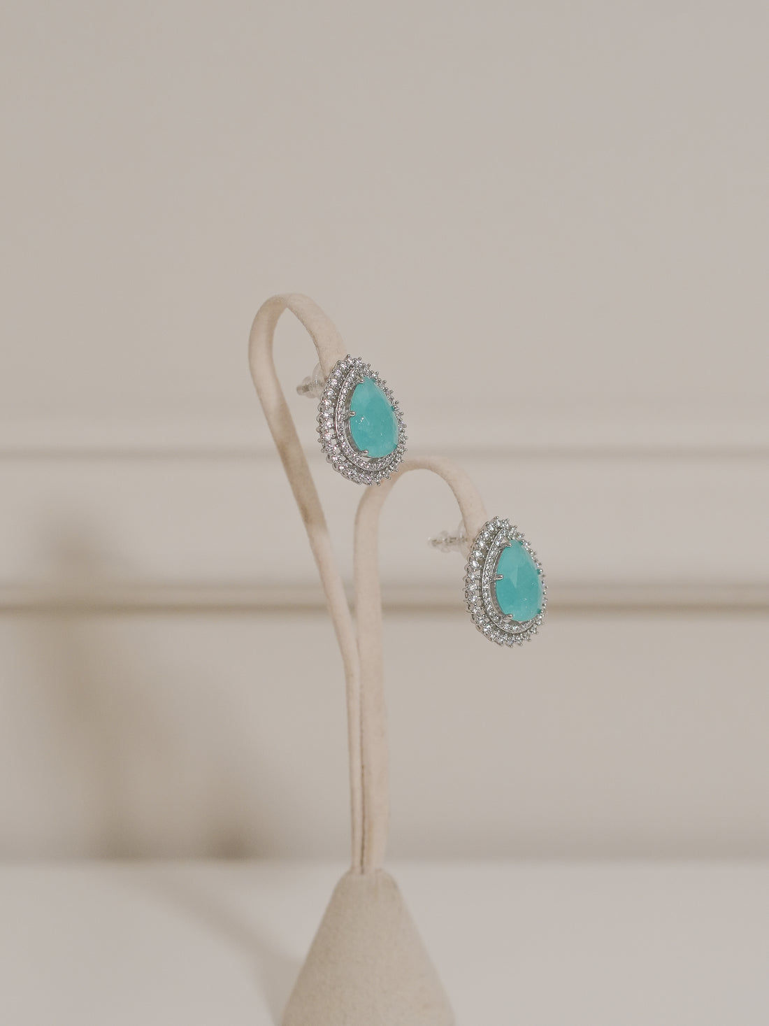Aretes Gota Halo