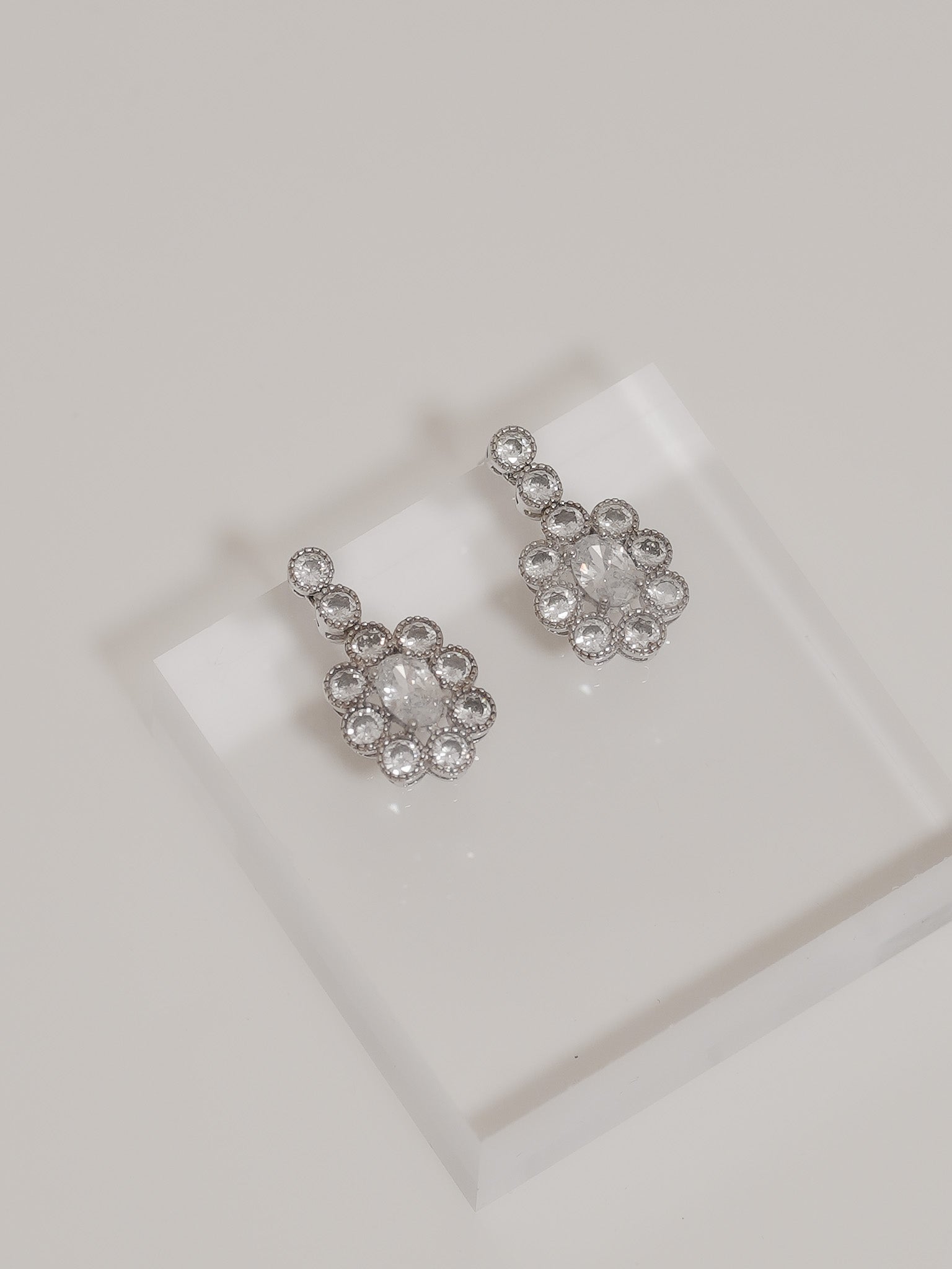 Aretes Oval Elegance