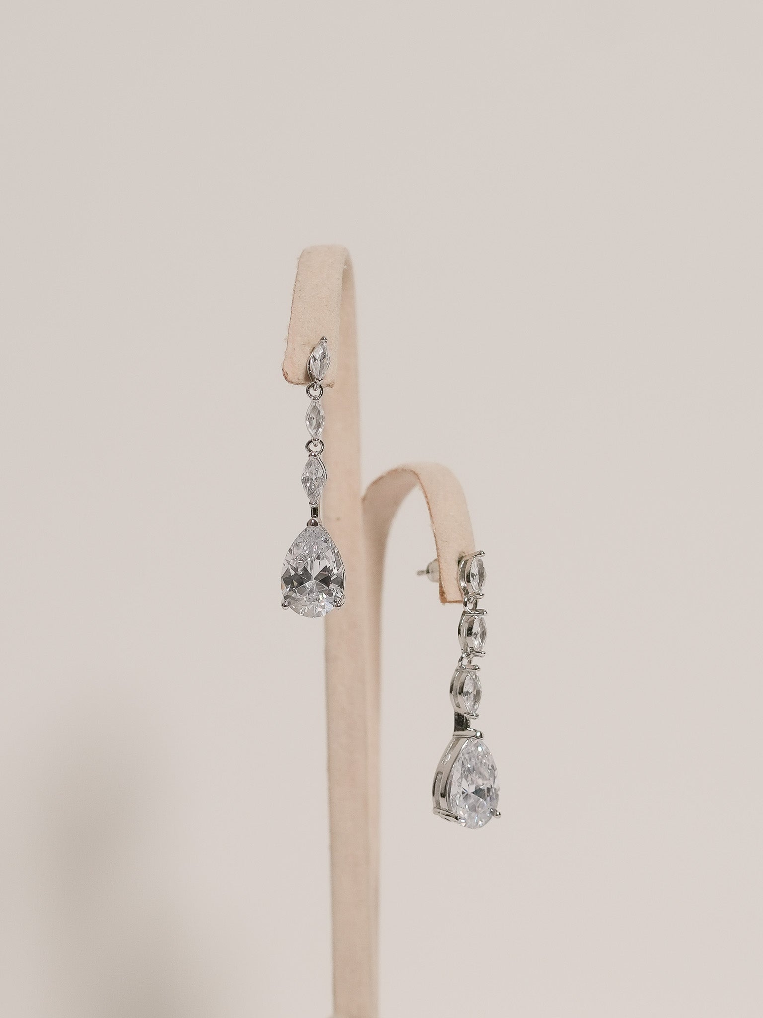 Aretes Marquises y Gota