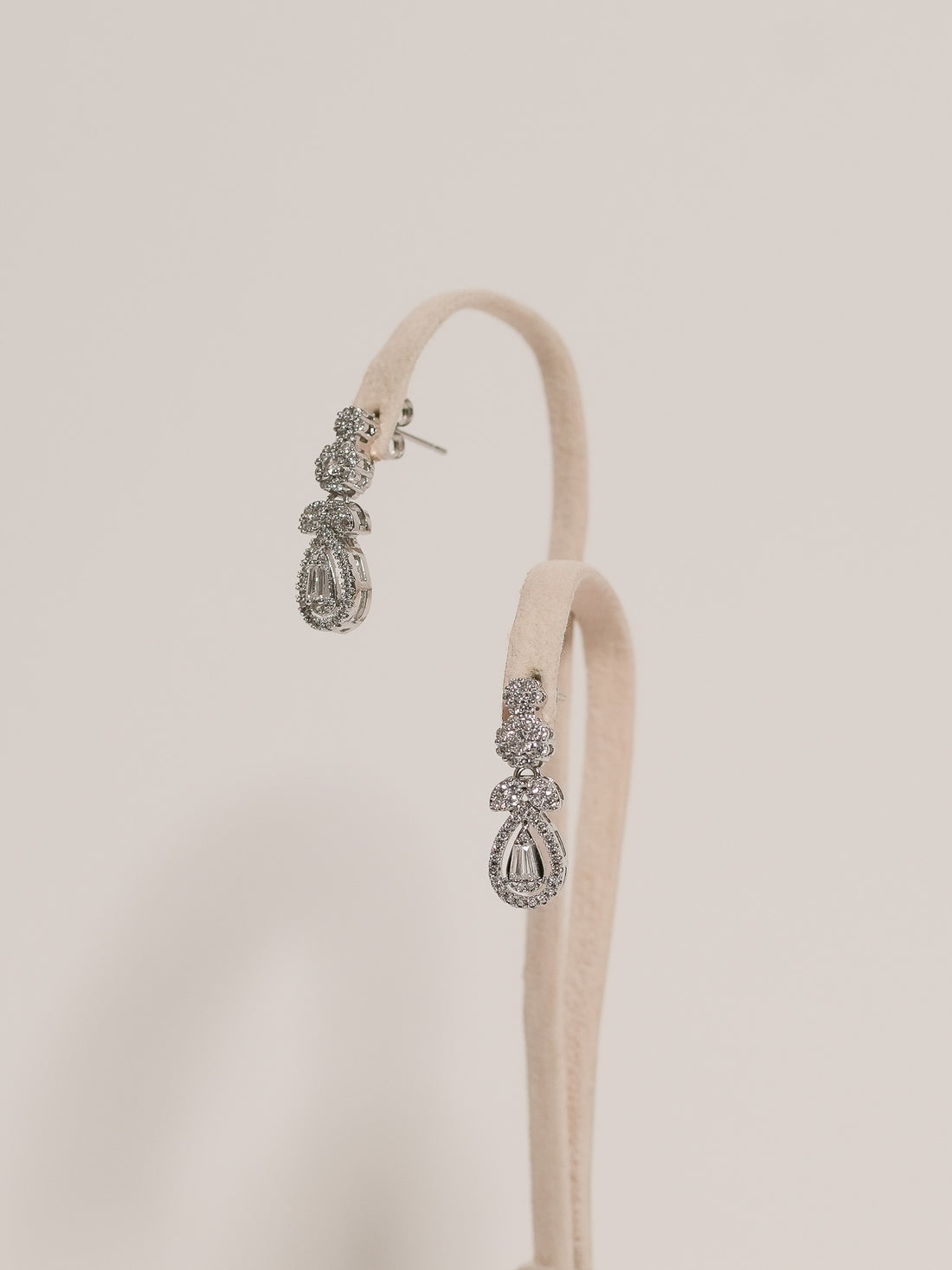 Aretes Floral y Gota