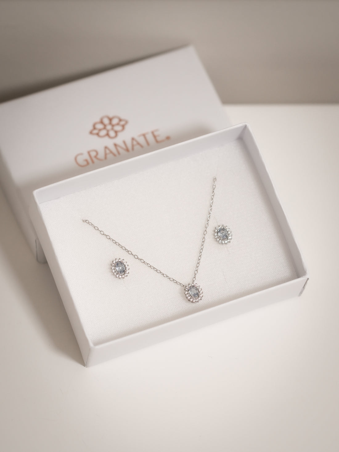 Juego Oval Mini de Plata - Baby Blue