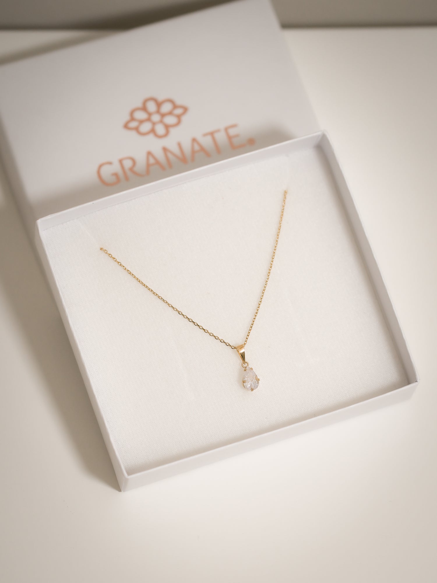 Collar Gota de Oro 10 kilates