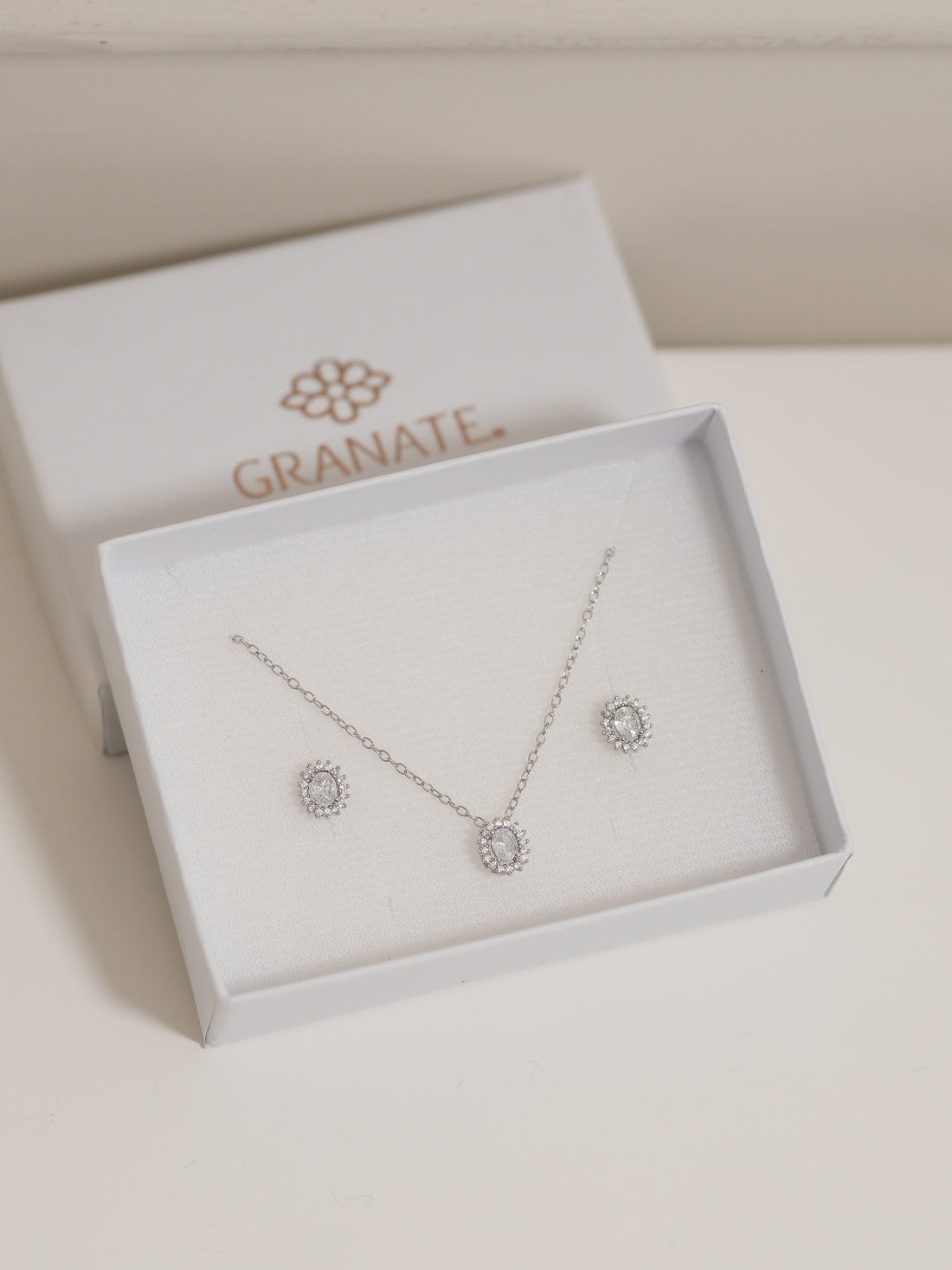 Juego Oval Mini de Plata