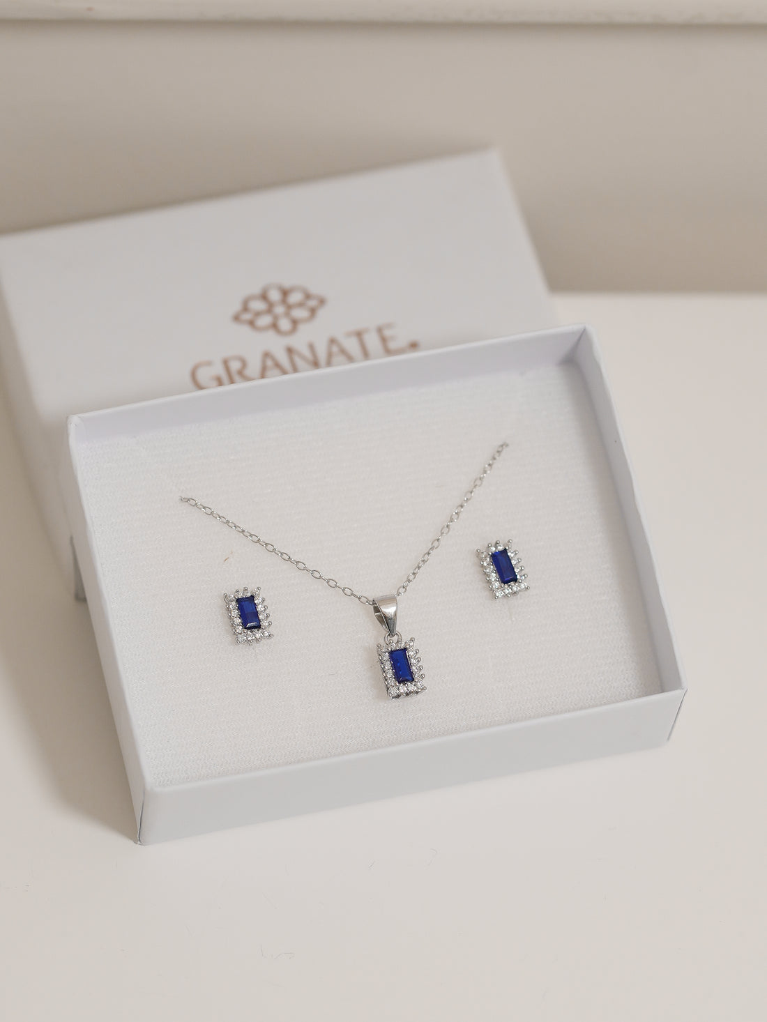 Juego Baguette Halo de Plata - Zafiro