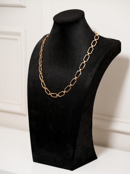 Collar Oval Curvo
