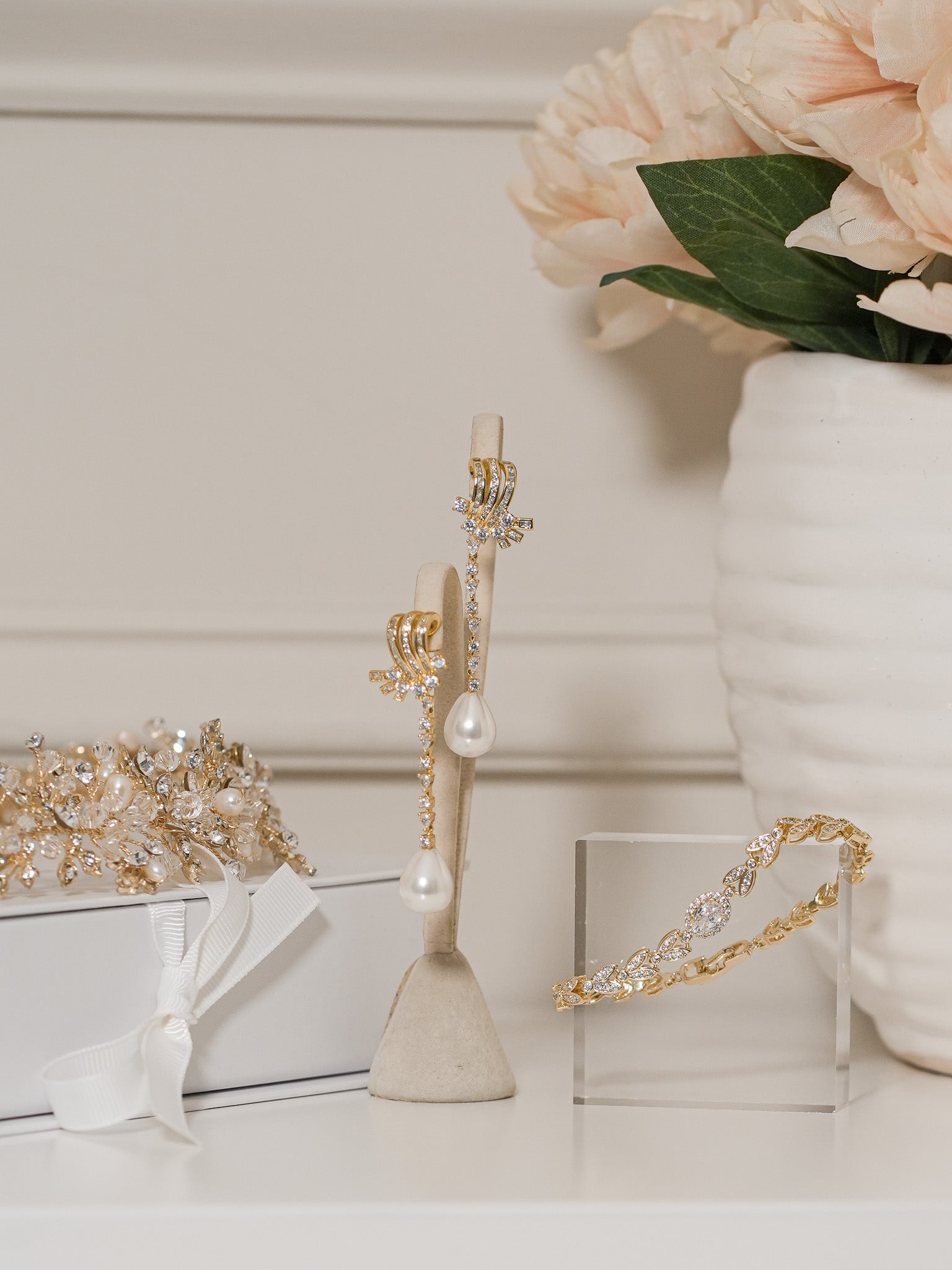 Aretes Margot Perla - Dorado