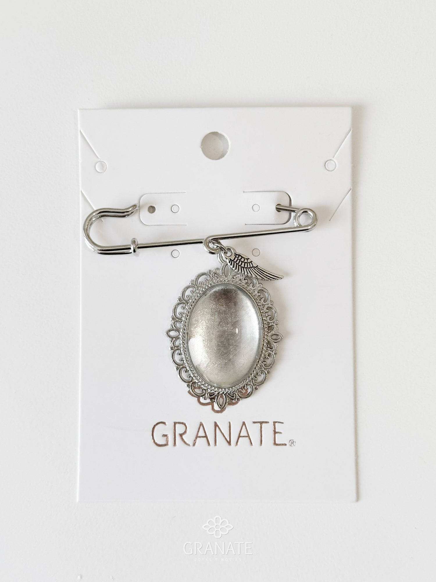 Relicario Oval Plateado