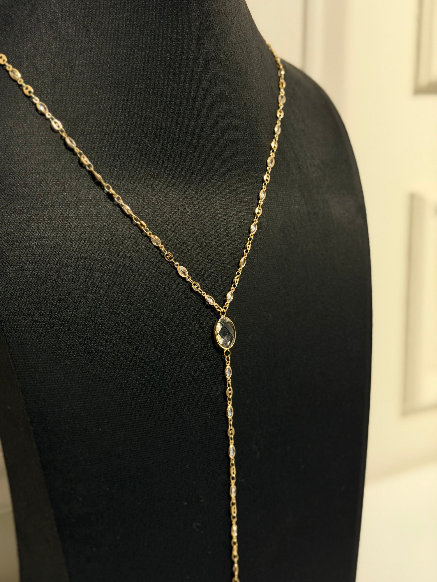 Collar Corbatín Chanel