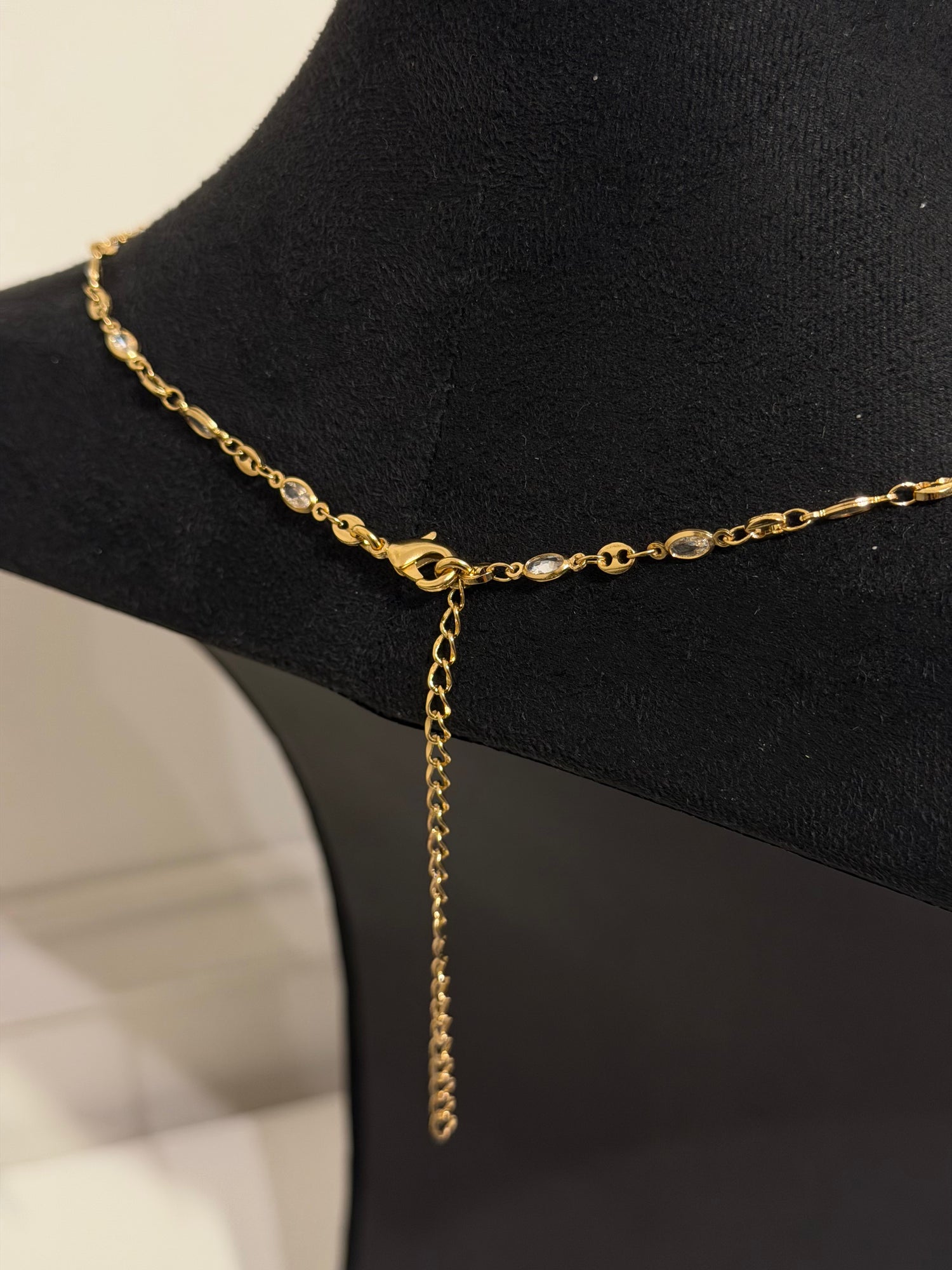 Collar Corbatín Chanel