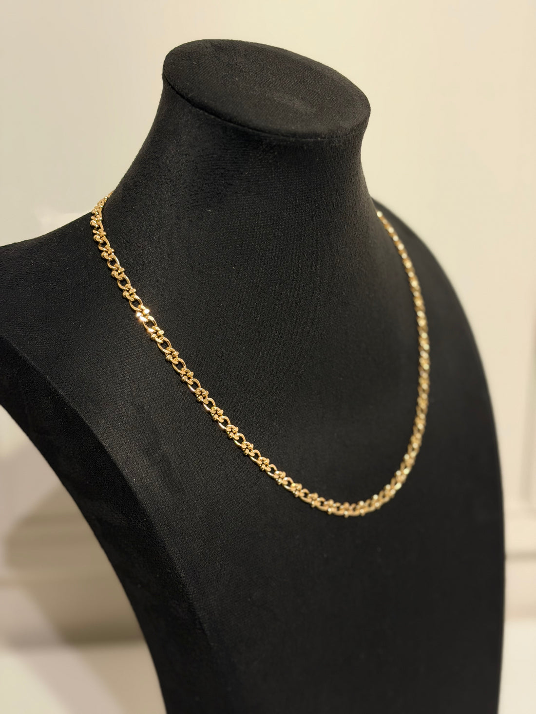 Collar Eslabones Reyna