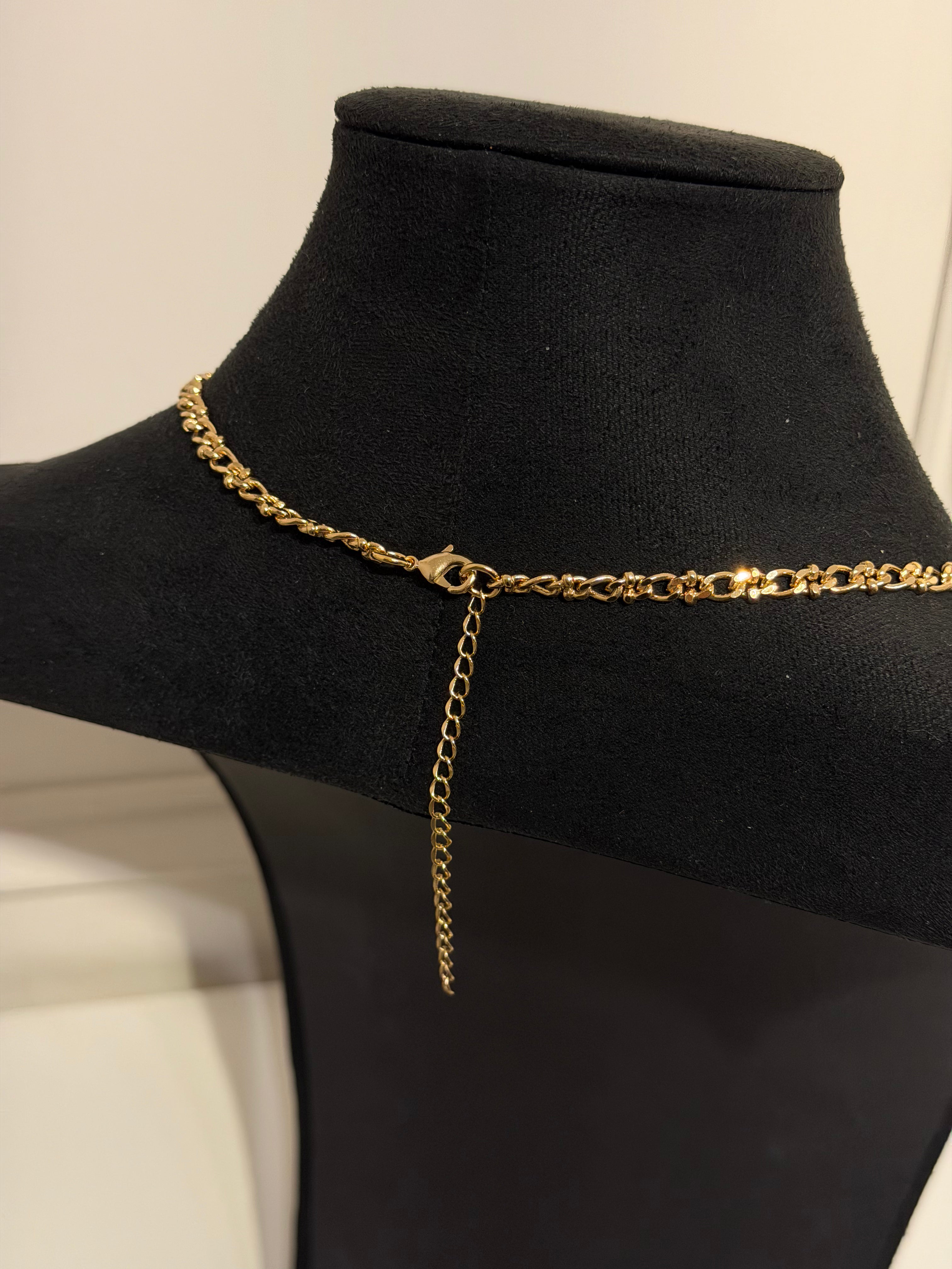 Collar Eslabones Reyna