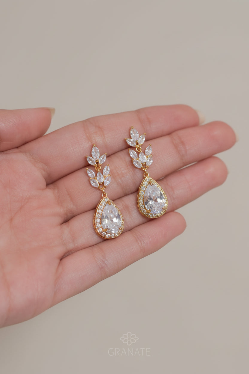 Aretes Marquises Gota Halo - Dorado