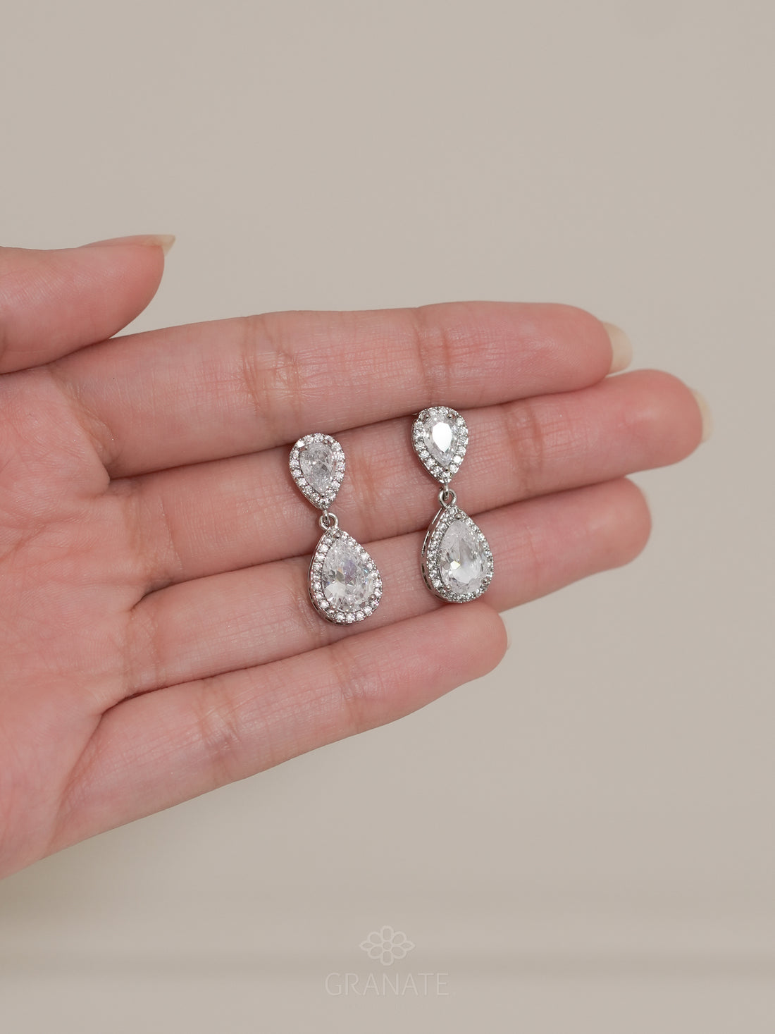 Aretes Gota Halo Colgante