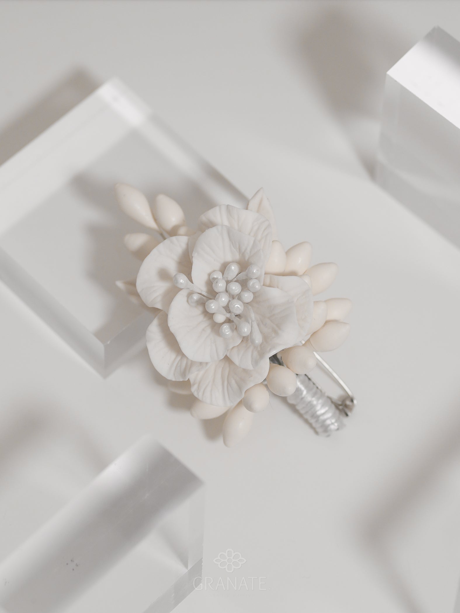 Boutonniere Anémona