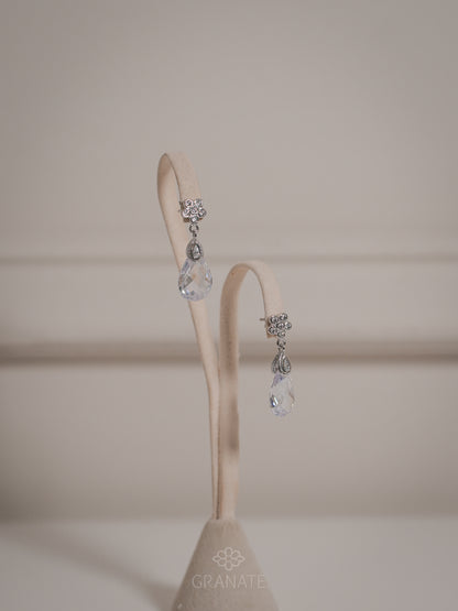 Aretes Flor y Gota de Plata