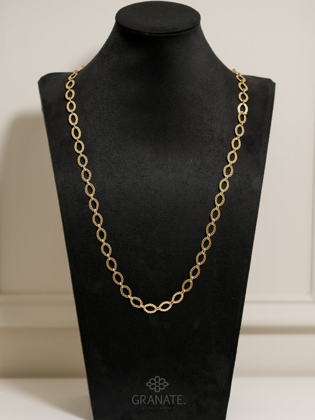 Collar Largo Oval Texturizado