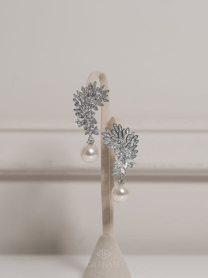 Aretes Hojas y Perla