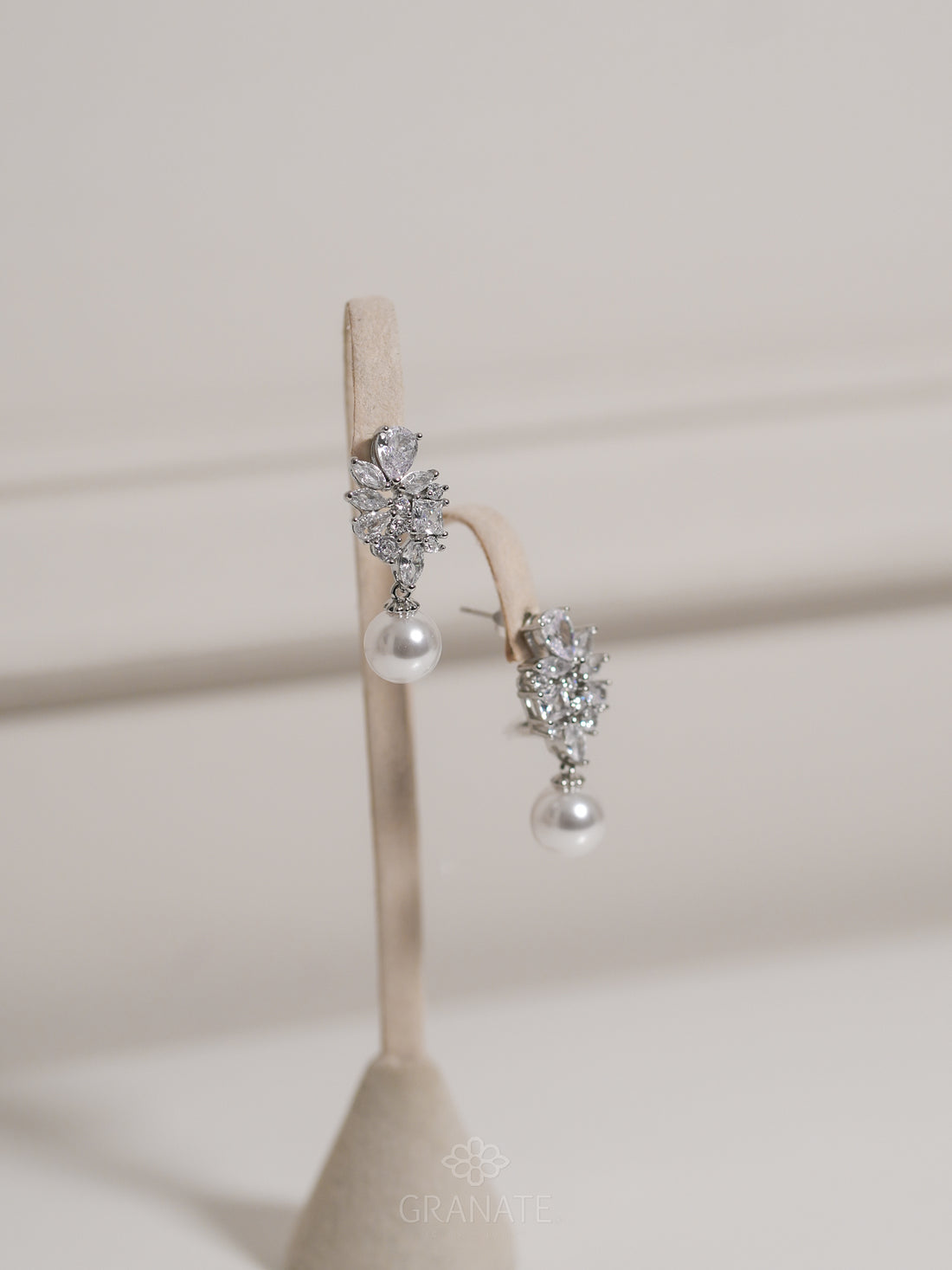 Aretes Mix Zirconias y Perla