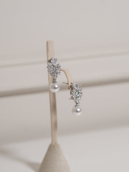 Aretes Mix Zirconias y Perla
