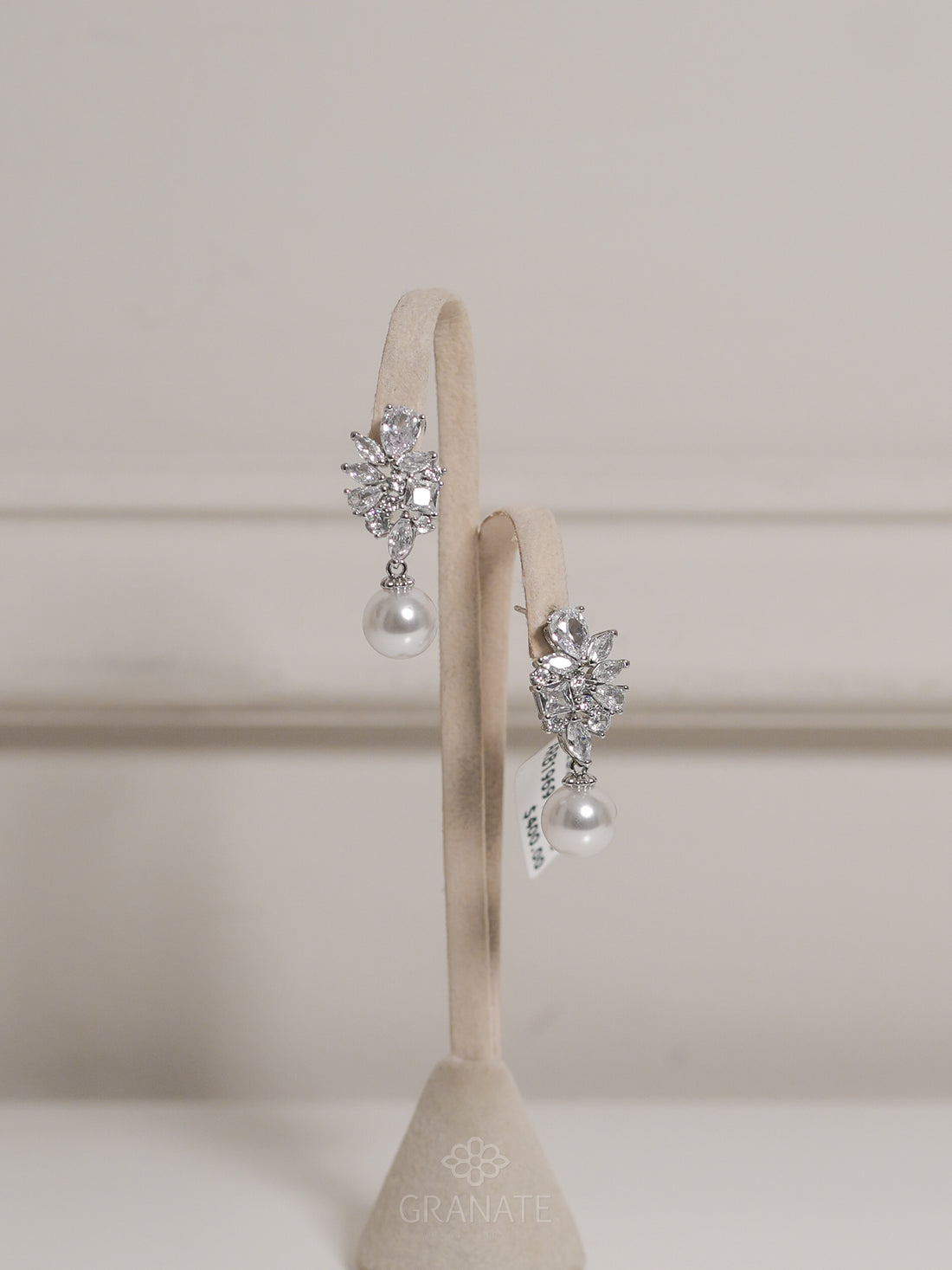 Aretes Mix Zirconias y Perla