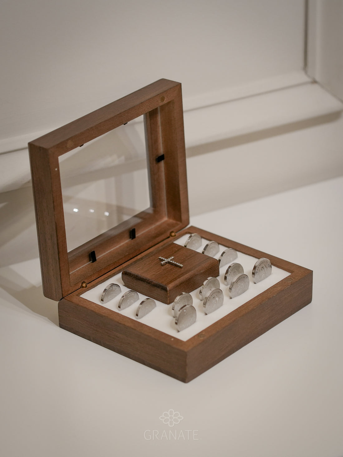 Estuche Arras Nissa - Latina