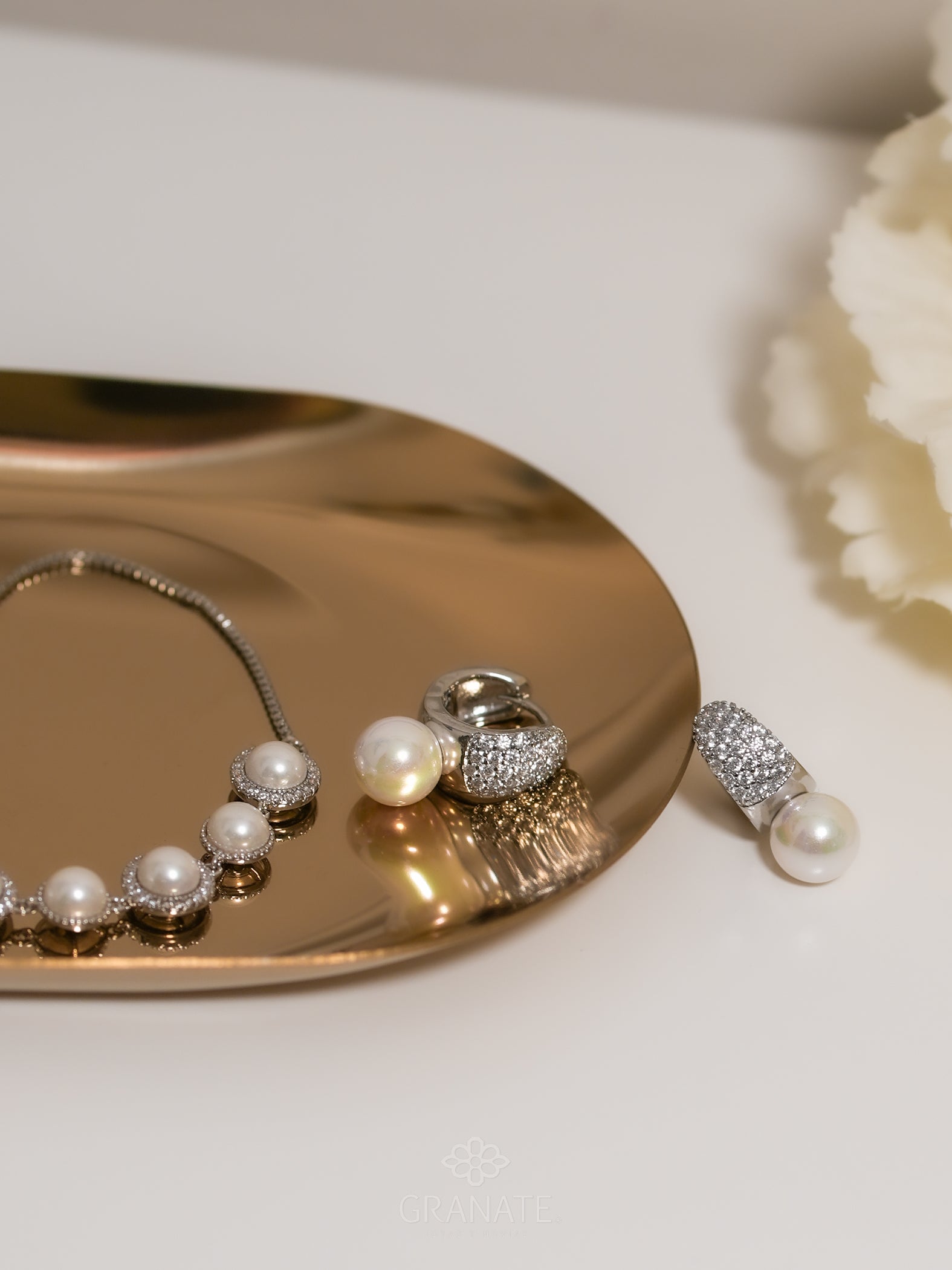 Aretes Pavé y Perla