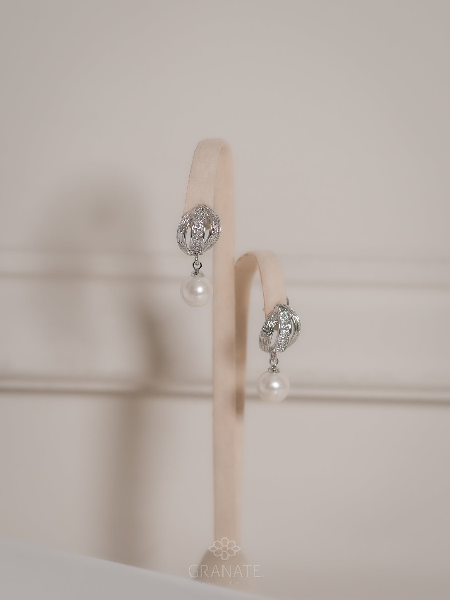Aretes Tres Listones y Perla