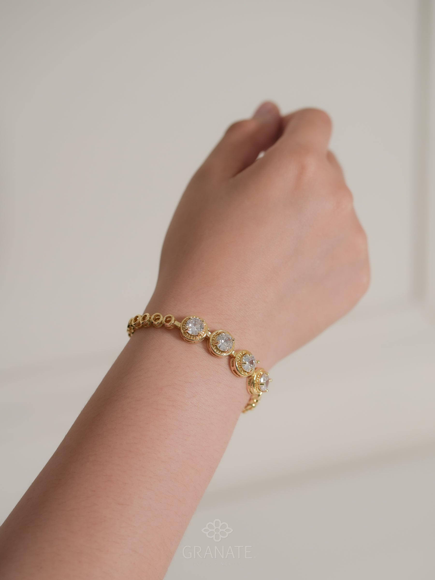 Pulsera 4 Zirconias Redondas