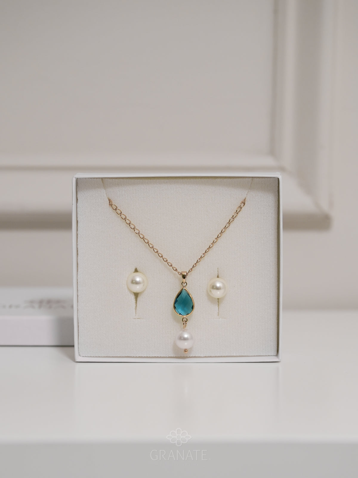 Juego Gota Azul y Perla Swarovski