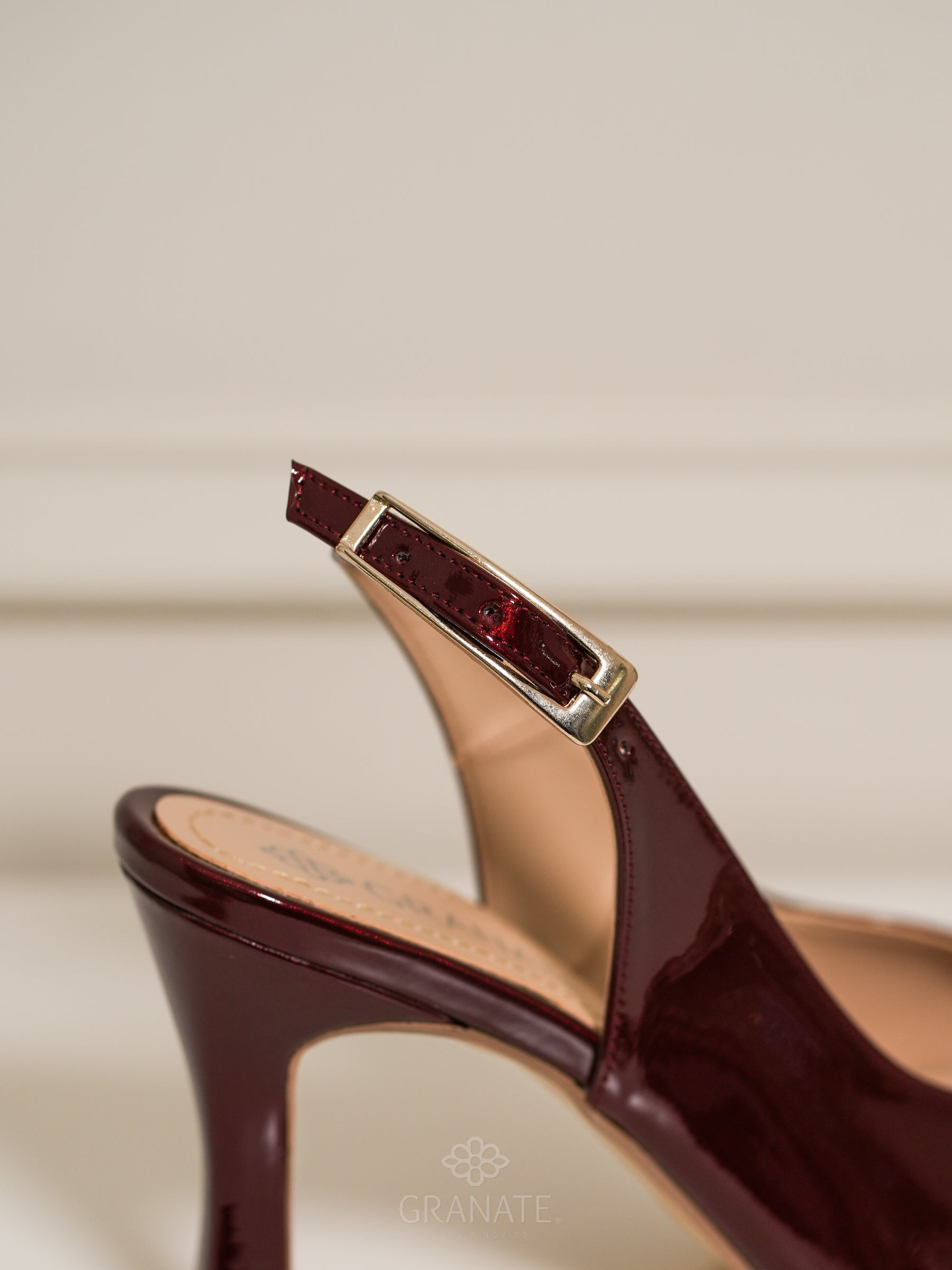 Zapatillas Anara Granate