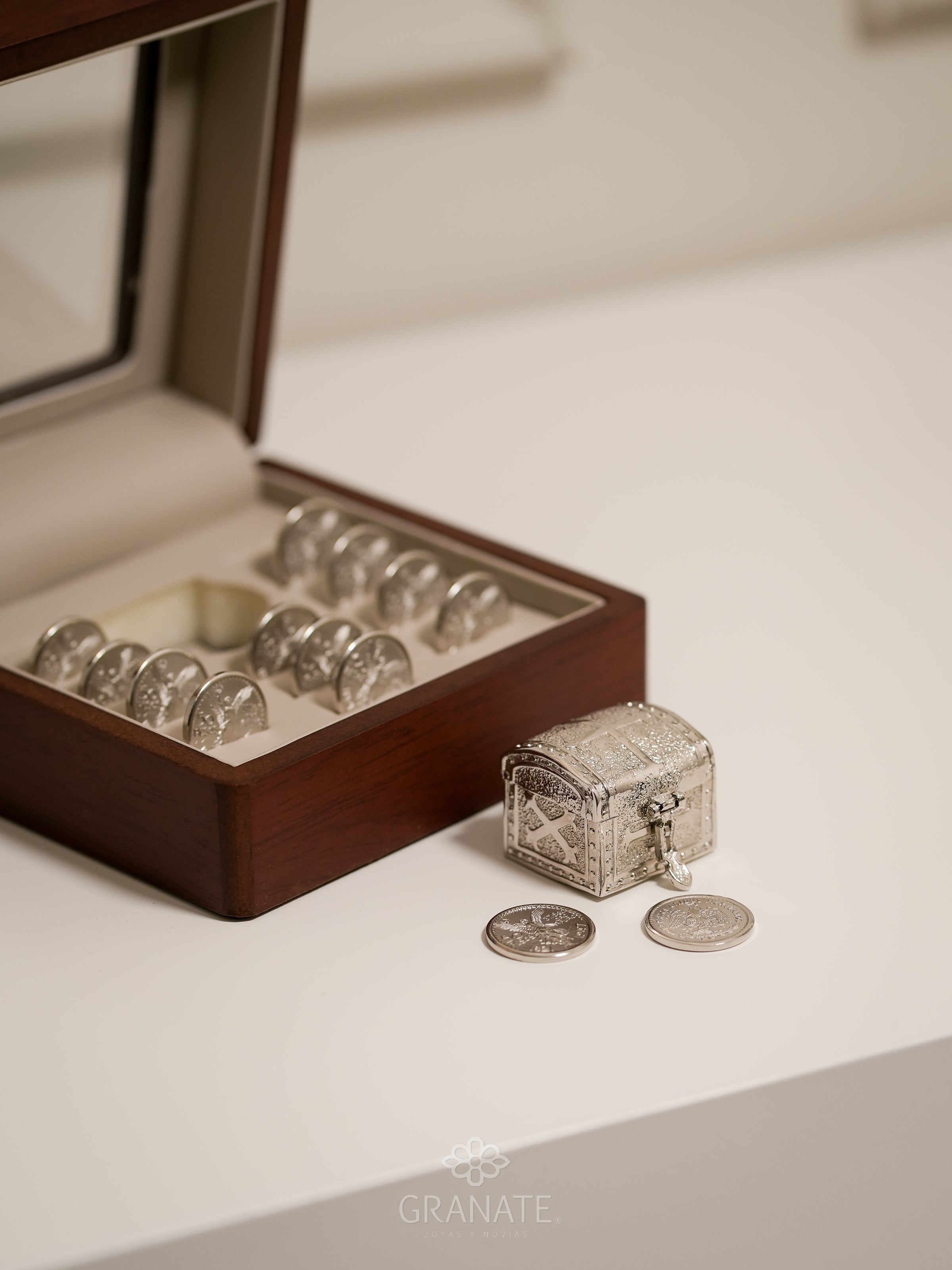 Estuche Nogal Cofre Petit - Centenario