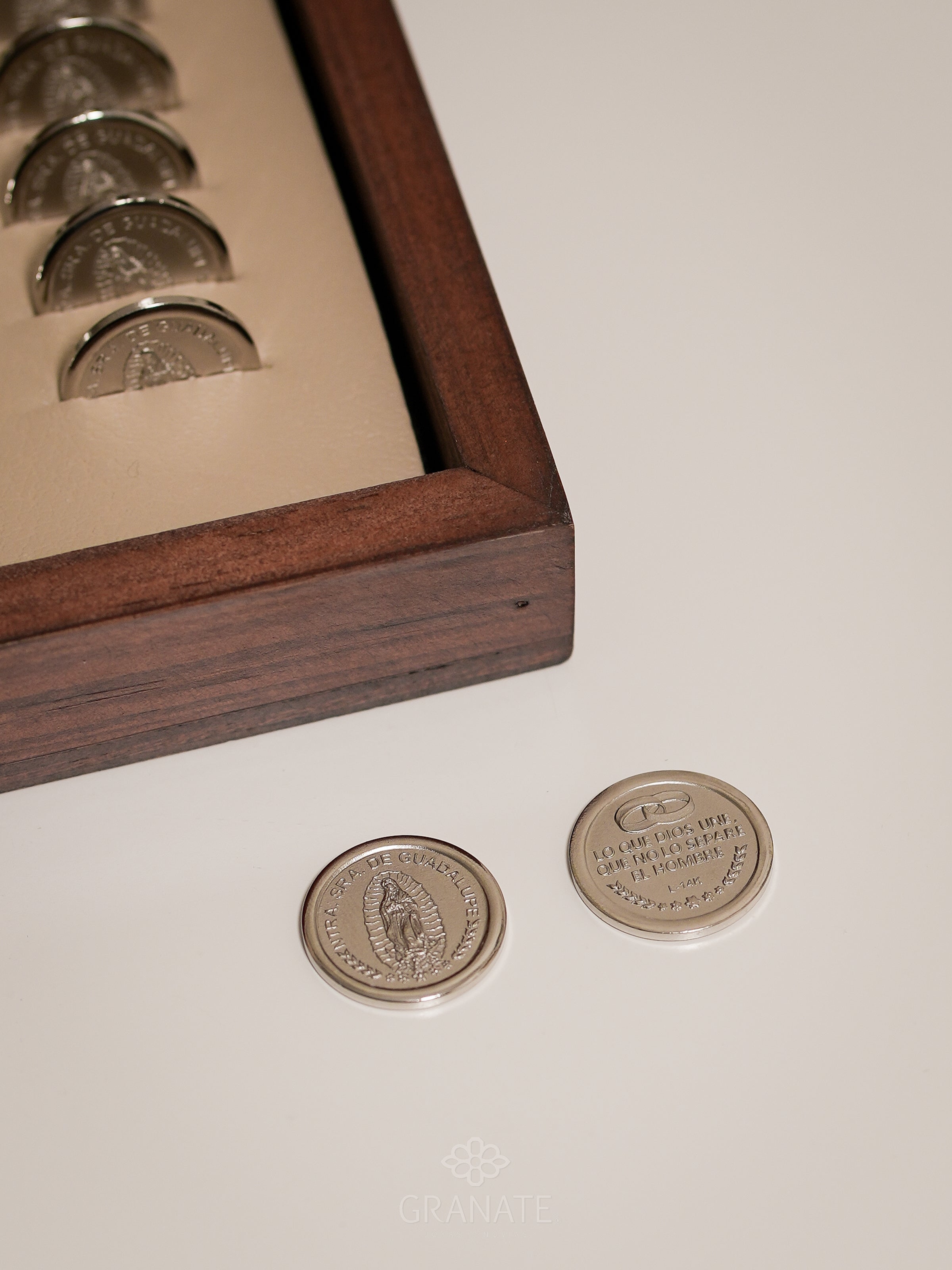 Estuche Arras Cuadrado Grande - Guadalupe