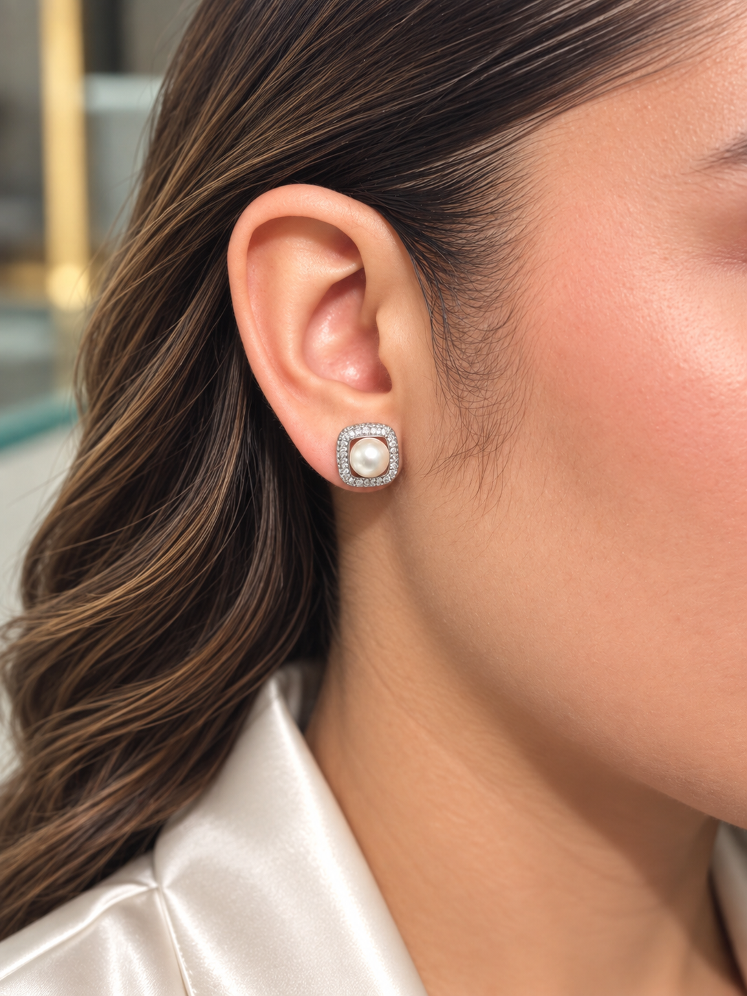 Aretes Cuadrado Perla Centro
